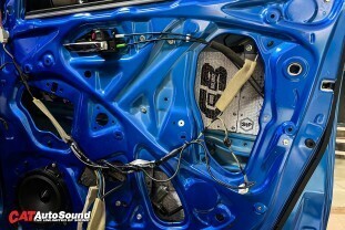 SUZUKI SWIFI 2018 อัพเกรดลำโพงคู่หน้า ALPINE + แดมป์ 4 ประตู่ 007