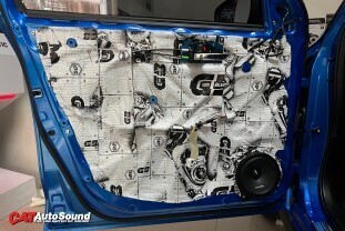 SUZUKI SWIFI 2018 อัพเกรดลำโพงคู่หน้า ALPINE + แดมป์ 4 ประตู่ 009