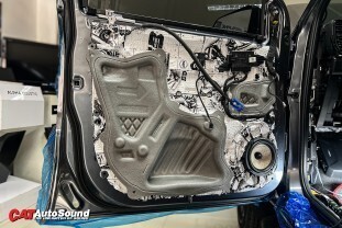 Ford Ranger Stormtrak 2024+ FOCAL + BASSBOX ALPINE + DSP-AMP STEG 010