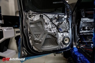 Ford Ranger Stormtrak 2024+ FOCAL + BASSBOX ALPINE + DSP-AMP STEG 017