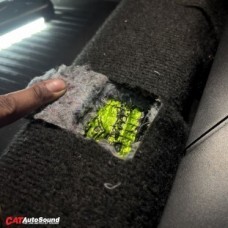 Yaris 2016 DSP ALPINE + AMP ARC +SUB ALPINE 010