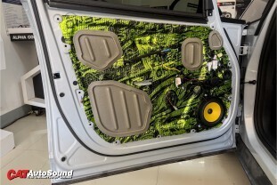 Dolphin อัพเกรดลำฑงคู่หน้า JL Audio 005