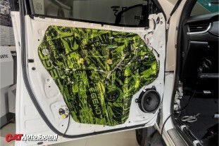 FORTUNER ติดซับ BLAUPUNKT XLf 8120 AD 007