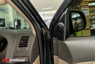 FORTUNER 2011-2015 ติดตั้งจอKANZEN พร้อมชุดลำโพงRainbow หน้า-หลัง 012