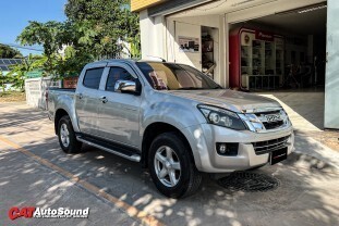 ISUZU D-MAX Pioneer DMH-AP6650BT +กล้องมองหลัง Blaupunkt AHDC 3.1 003
